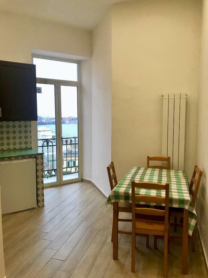 Отель Casa Annamaria Неаполь Экстерьер фото